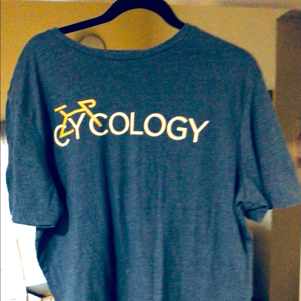 Mens Old Navy XL T-shirt